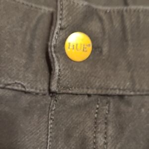 HUE Black Pants with Gold Button